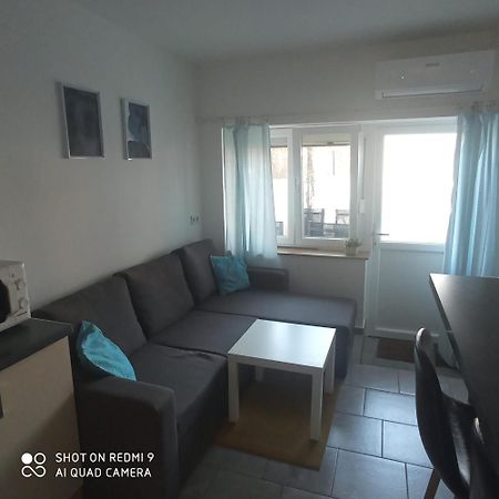 Apartments Max Vir Zewnętrze zdjęcie