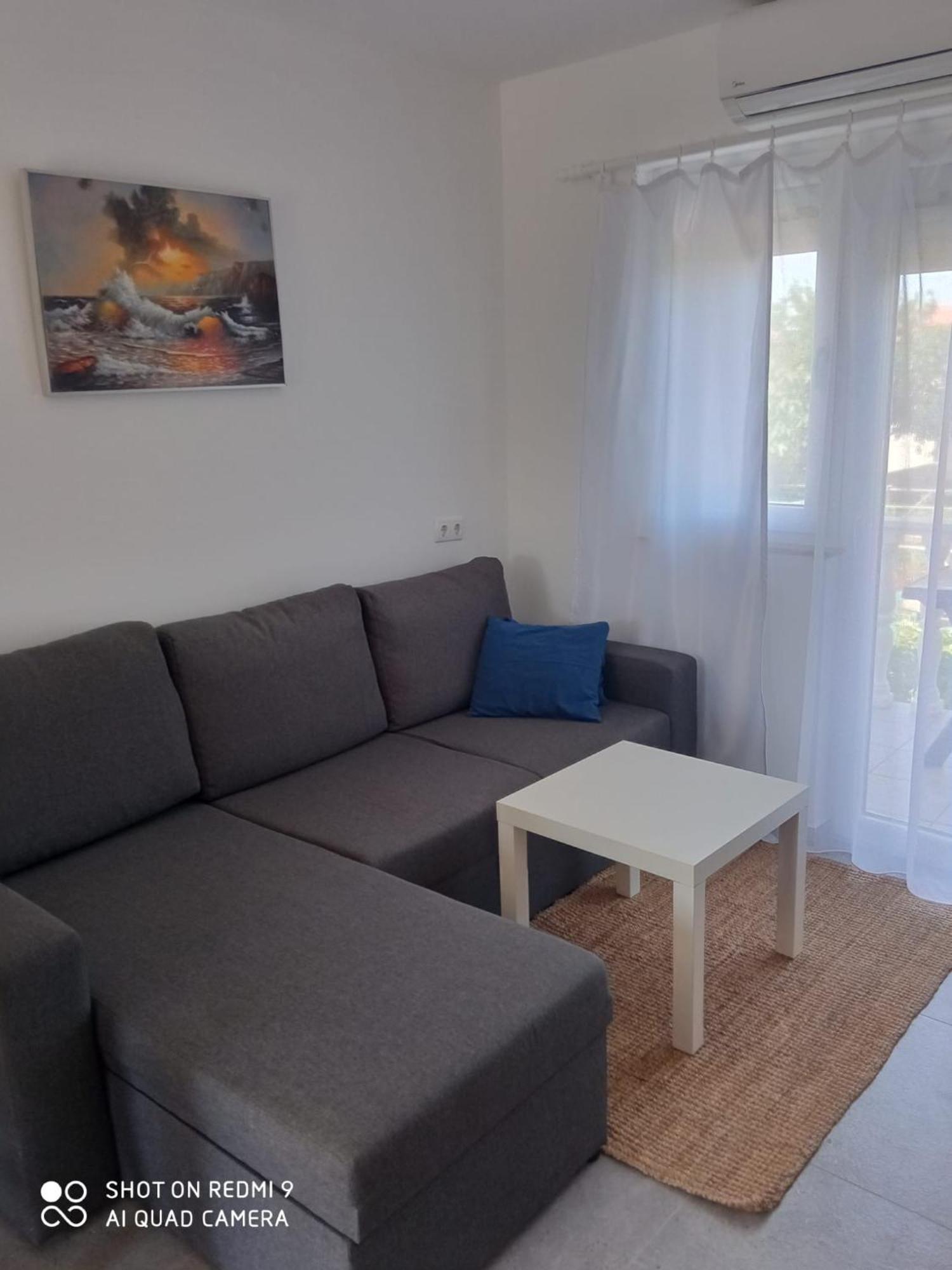 Apartments Max Vir Pokój zdjęcie