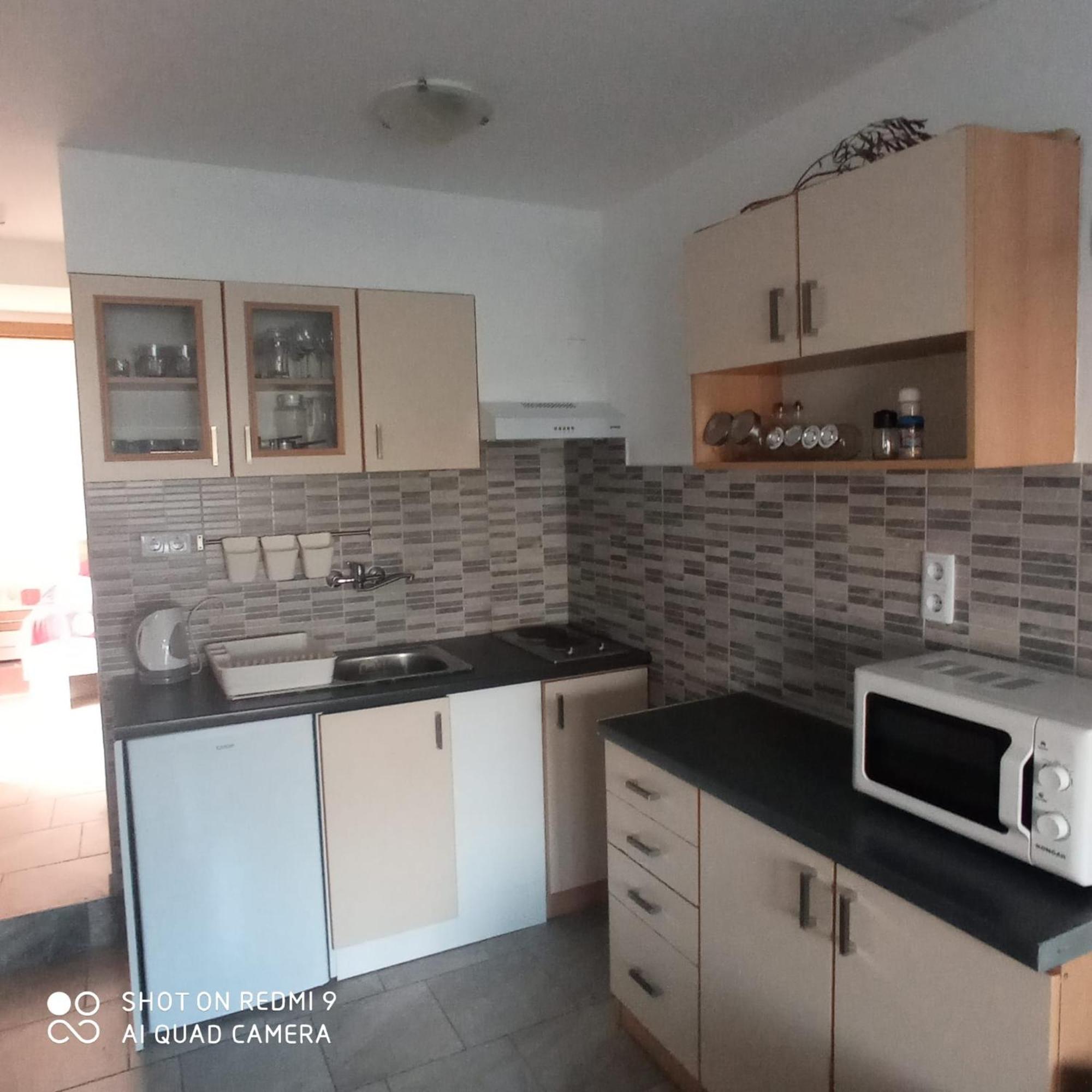 Apartments Max Vir Zewnętrze zdjęcie