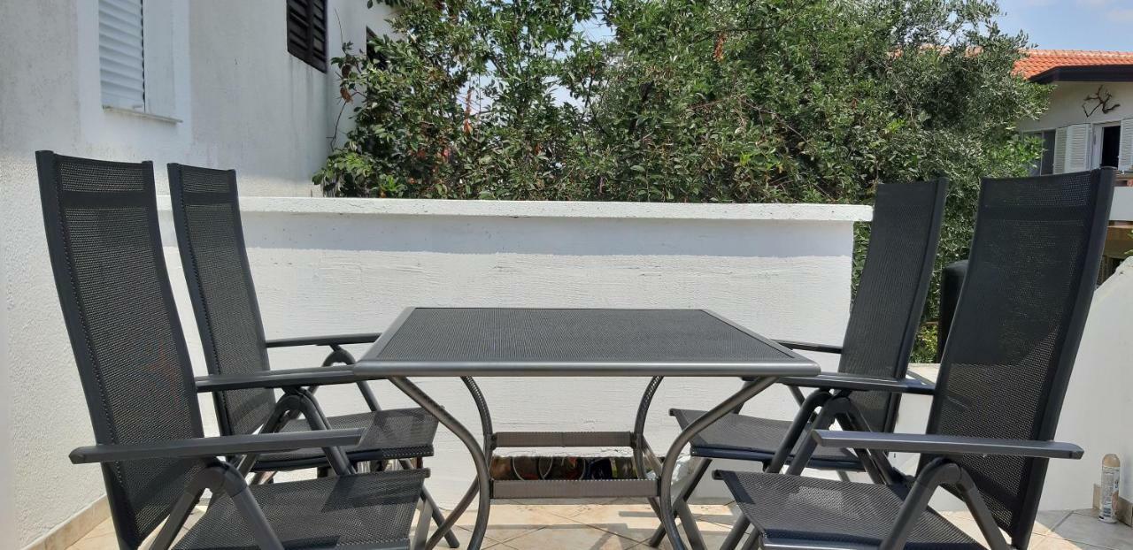 Apartments Max Vir Zewnętrze zdjęcie